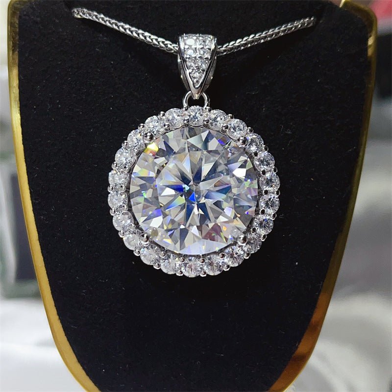 Large Round Halo Moissanite Pendant Necklace for Women, 20 Carat Look Statement Chain – view 1