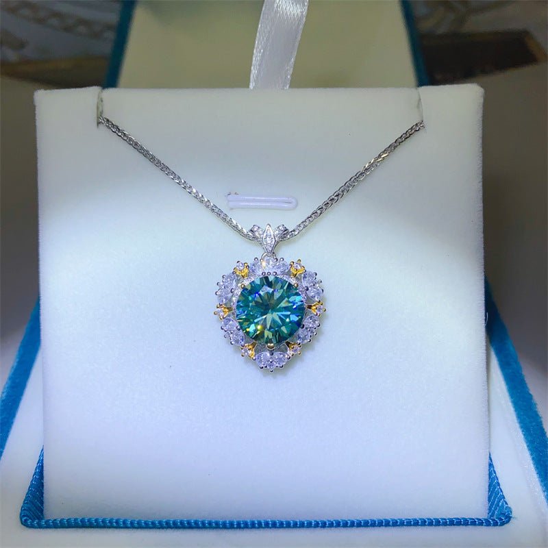 5 Carat Green Moissanite Halo Pendant Necklace in S925 Sterling Silver – view 1