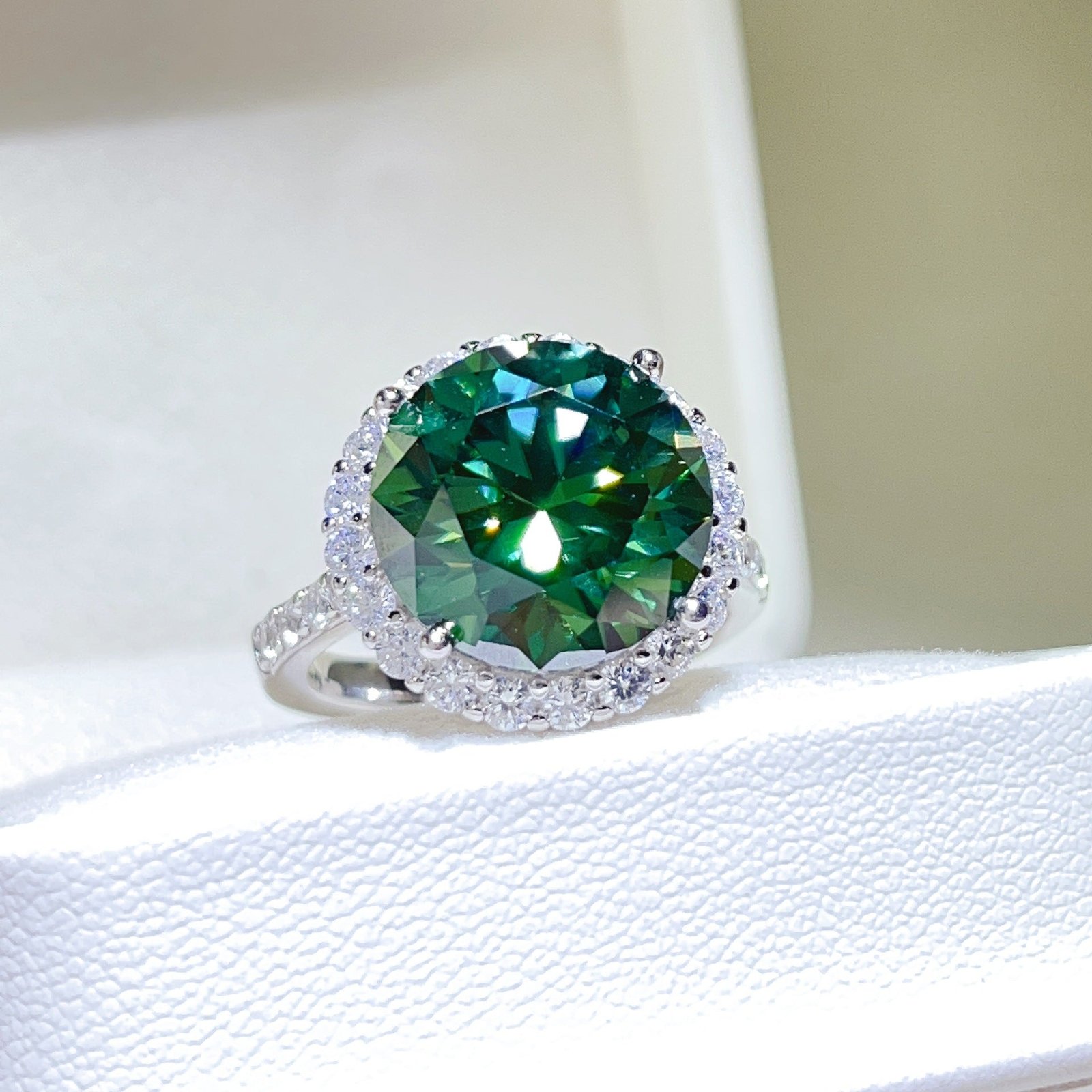 Green Moissanite Halo Ring for Women, 5 Carat Round Statement Engagement Ring – view 1