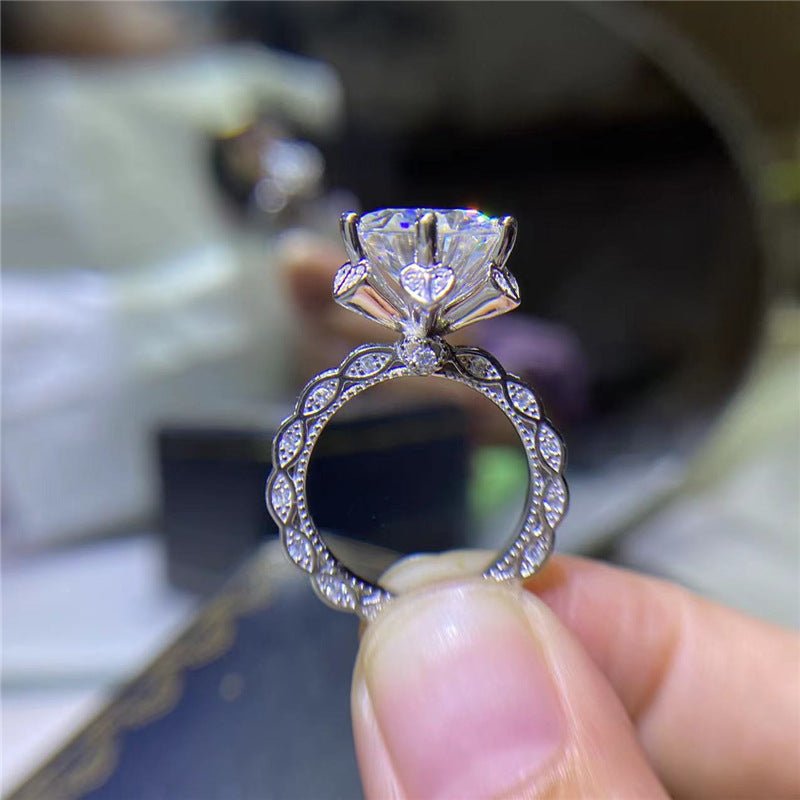 Flower-Inspired Moissanite Ring for Women, 18K White Gold, 5 Carat Style – view 1