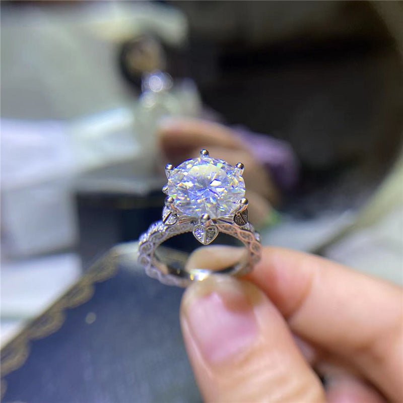 Flower-Inspired Moissanite Ring for Women, 18K White Gold, 5 Carat Style – view 2