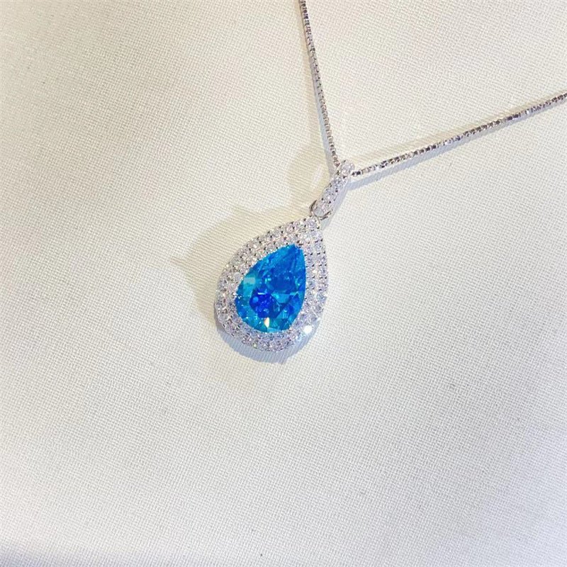 Blue Teardrop Moissanite Pendant Necklace Halo Clavicle Chain – view 2