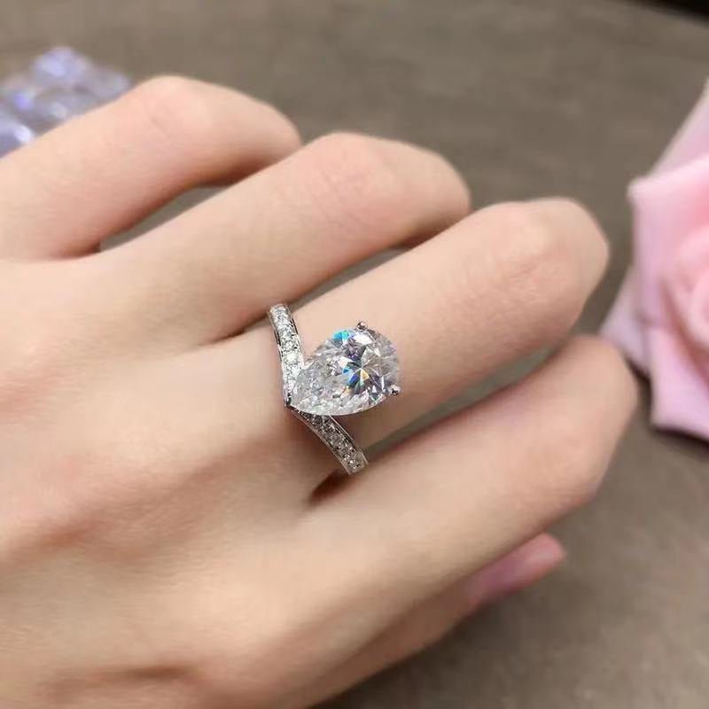 1 Carat Pear Cut Moissanite Ring, Adjustable Promise Engagement Ring for Women – view 3