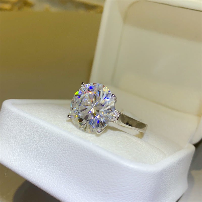VVS1 Moissanite Solitaire Ring for Women, Round Cut Engagement Ring, 1 to 10 Carat Statement Promise Ring – view 4