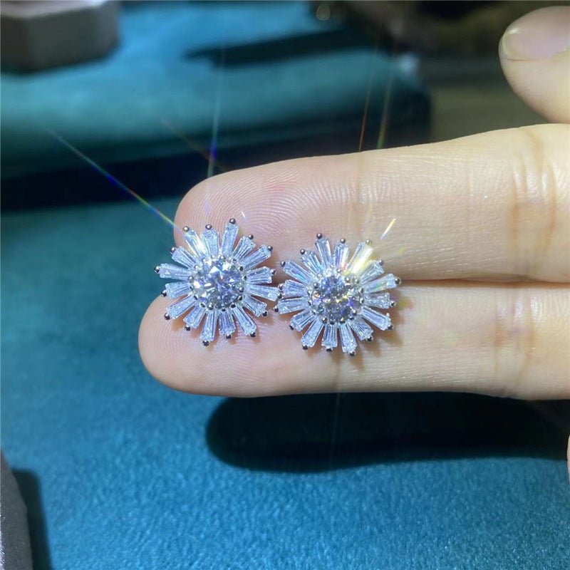 S925 Daisy Moissanite Stud Earrings with 18K Gold Plating – view 6