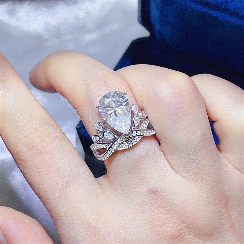 5 Carat Pear Cut Moissanite Crown Ring for Women, Halo Engagement Ring – view 6