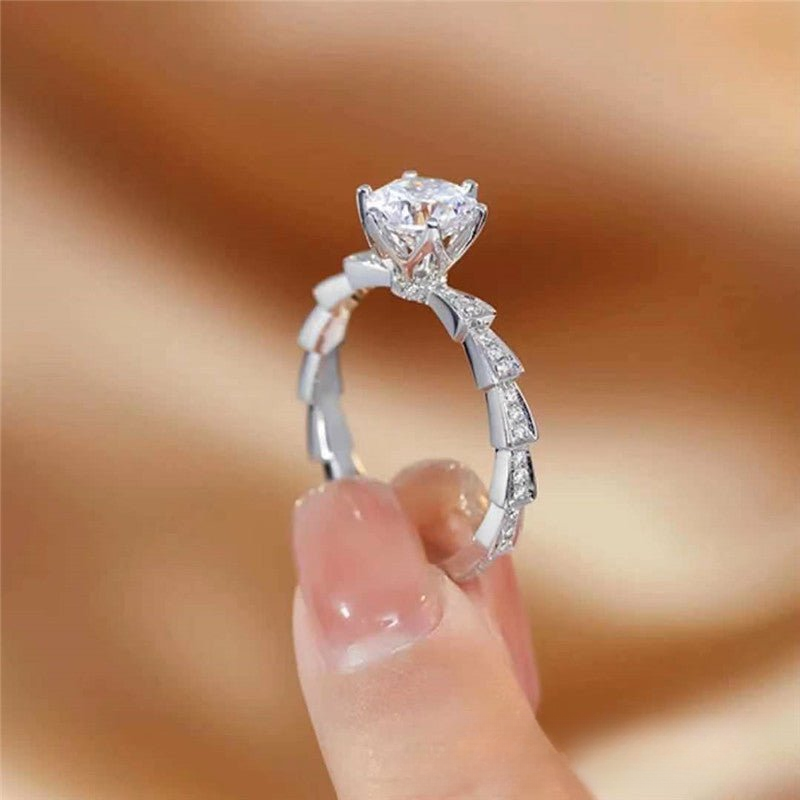 Minimalist Geometric Moissanite Ring For Women And Men
