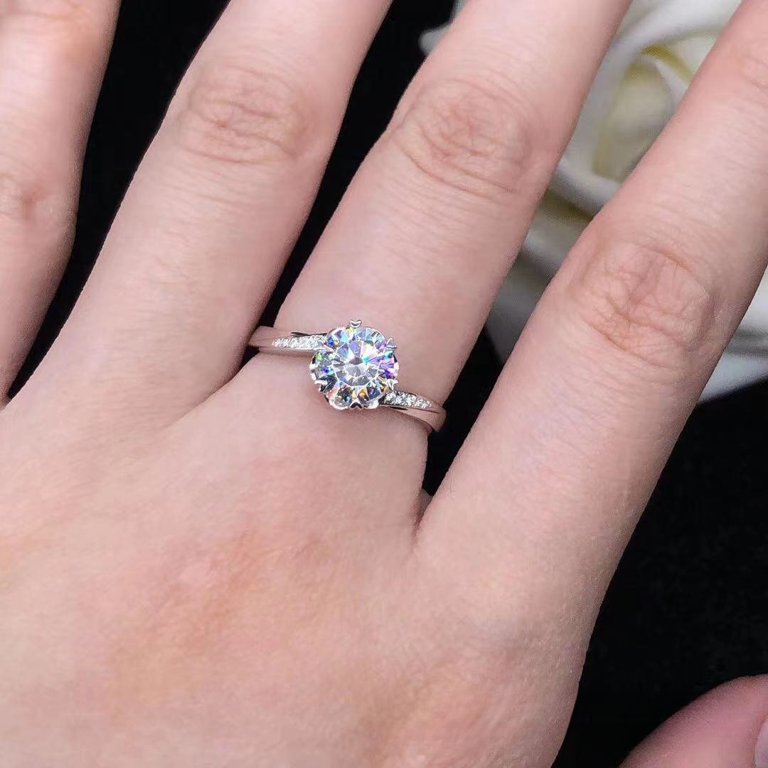 Round Cut Moissanite Ring, Polished Pavé Band, 0.8ct/1ct Gift Jewelry