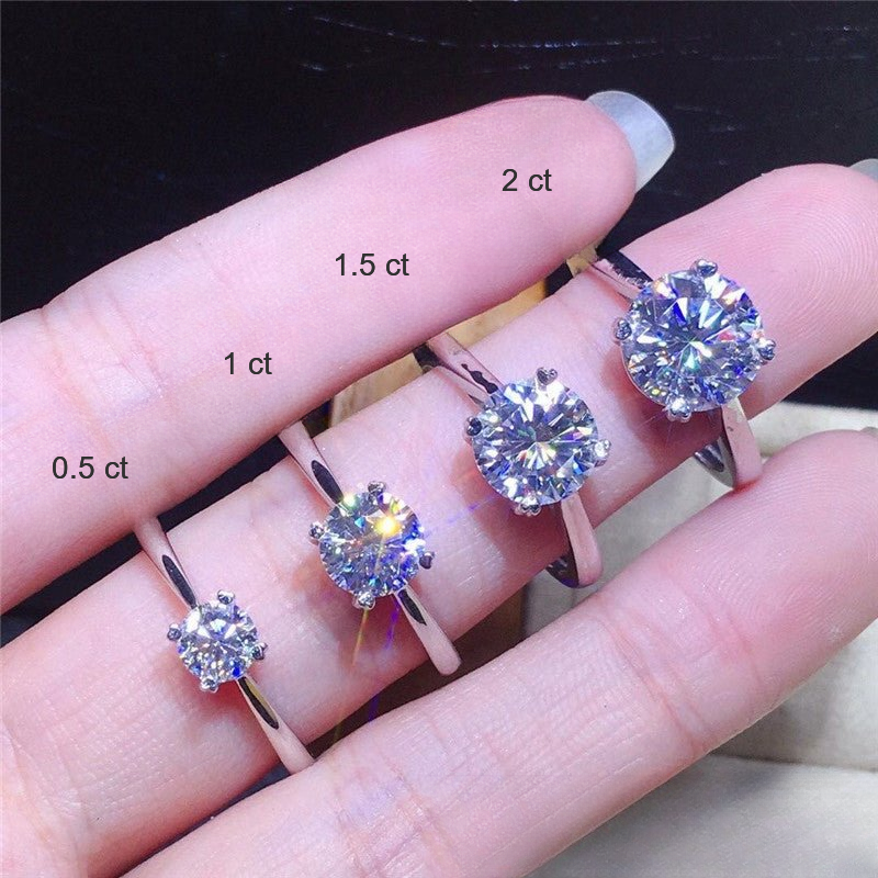 VVS Moissanite Ring for Women, Classic 4-Prong Solitaire Engagement Ring