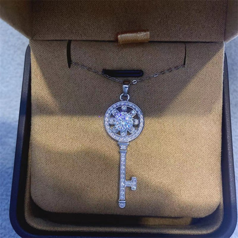 D-Color Moissanite Key Pendant Necklace, AU750 Geometric Charm